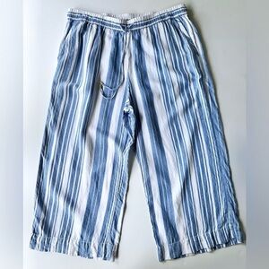 Tommy Bahama Linen Blend Blue and White Stripe Drawstring Waist Capris Size L
